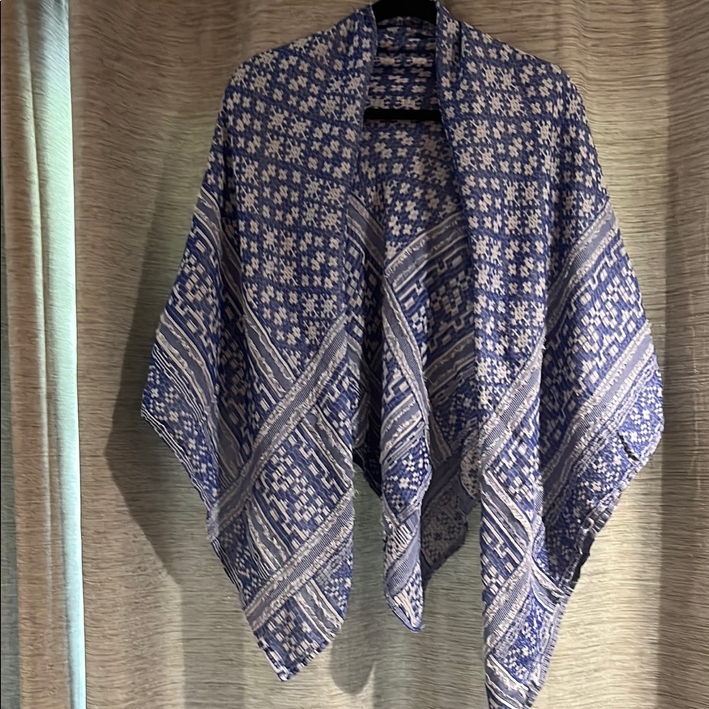 Blue and White Patterned Shawl/Scarf